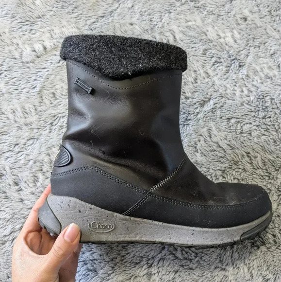 Chaco Borealis Boots Black Winter Snow Boots Waterproof Mid Size 7 Fur Slip On - Picture 8 of 11